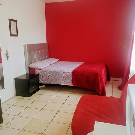Le Cedre Hotel Saint-Denis  Bagian luar foto